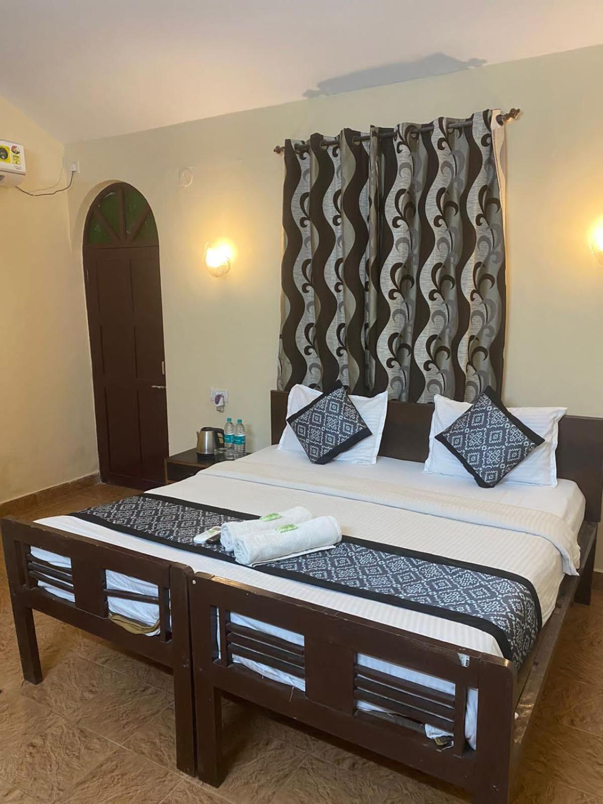 Baga Beach Palms Dış mekan fotoğraf